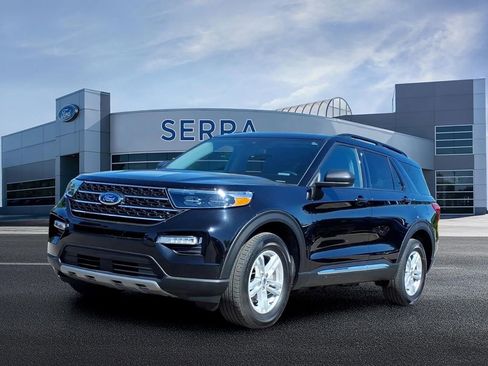 Used 2023 Ford Explorer XLT w/ Equipment Group 202A AWD/4WD image 1