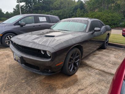 Used 2022 Dodge Challenger SXT w/ Blacktop Package