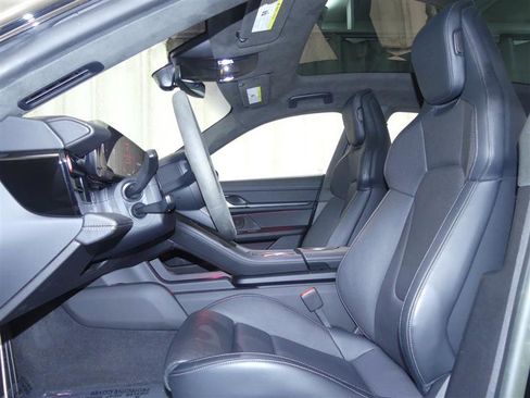 Used 2023 Porsche Taycan GTS image 25