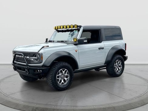Used 2024 Ford Bronco Badlands AWD/4WD image 4