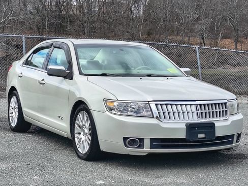 Used 2007 Lincoln MKZ AWD image 1
