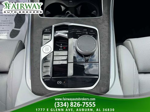 Used 2026 BMW X5 sDrive40i RWD image 24
