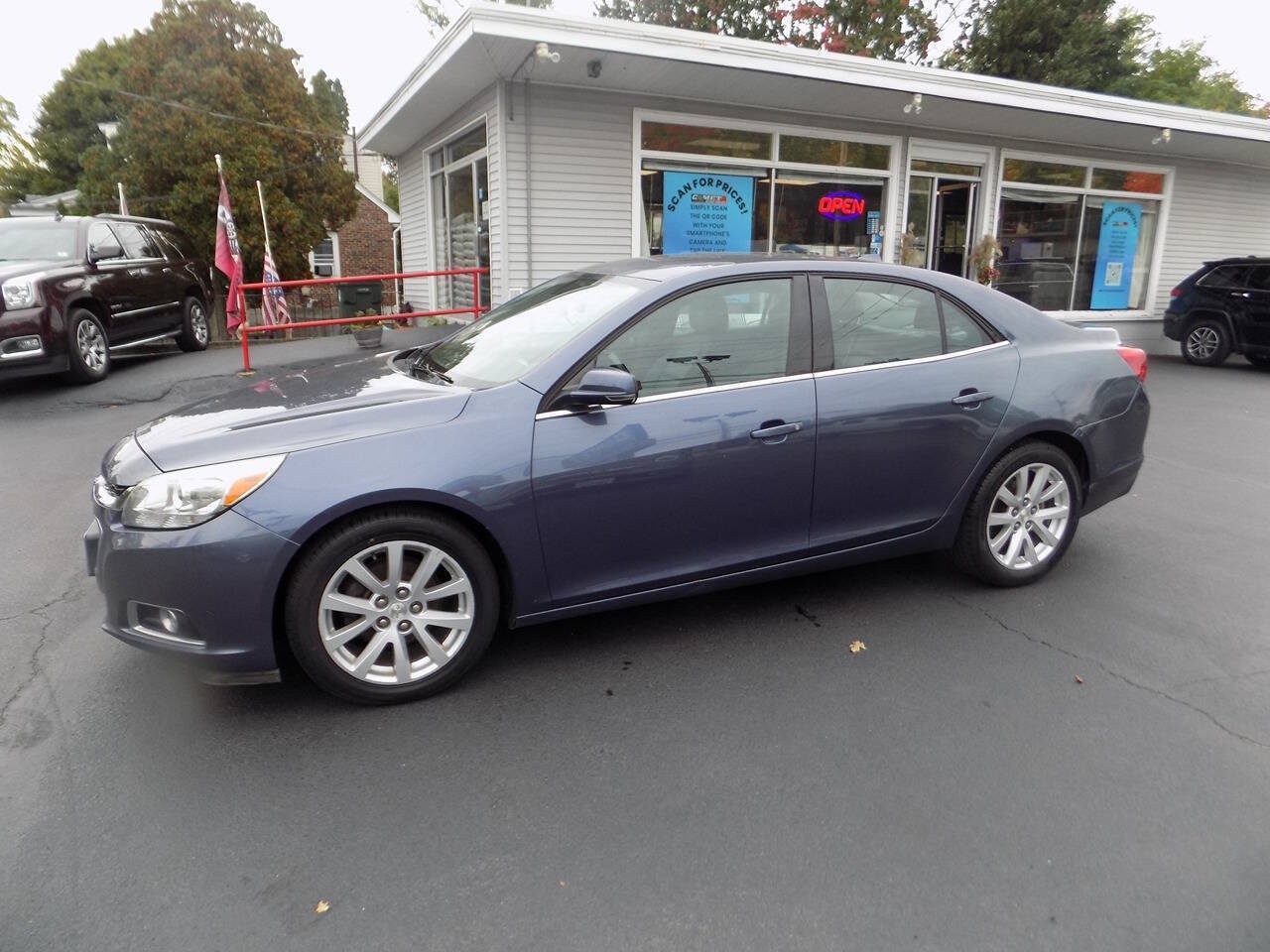 Used 2014 Chevrolet Malibu LT FWD image 8