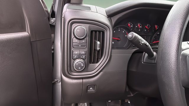 Used 2025 Chevrolet Silverado 2500 Custom w/ Custom Value Package AWD/4WD image 22
