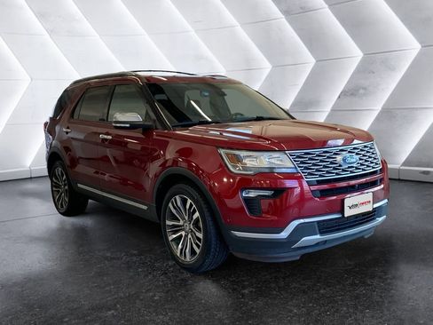 Used 2019 Ford Explorer Platinum image 1