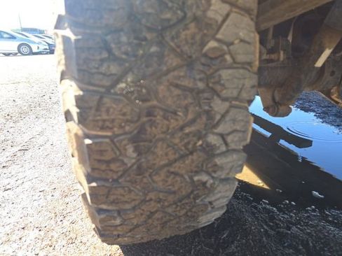 Used 2018 Chevrolet Silverado 2500 W/T image 14