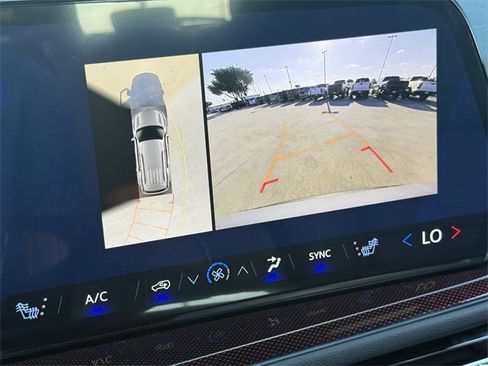 New 2026 Chevrolet Traverse Z71 w/ Driver Confidence Package image 17