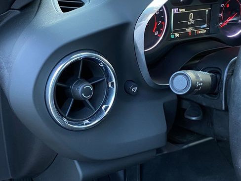 Used 2018 Chevrolet Camaro LT w/ RS Package image 11