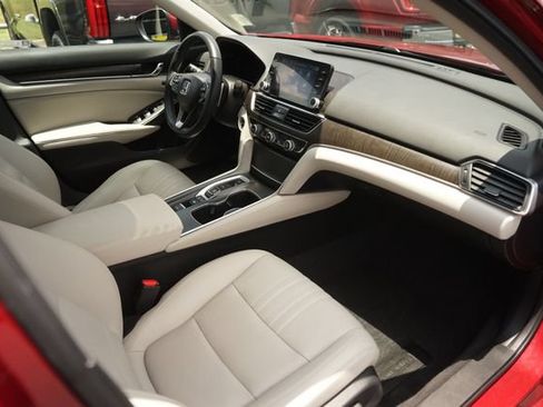 Used 2022 Honda Accord EX-L image 18