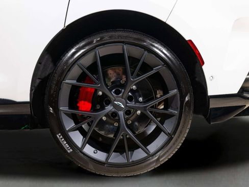 New 2026 Aston Martin DBX 707 image 11