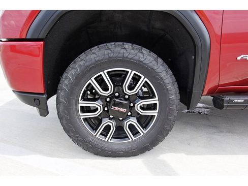 Used 2021 GMC Sierra 2500 AT4 AWD/4WD image 29