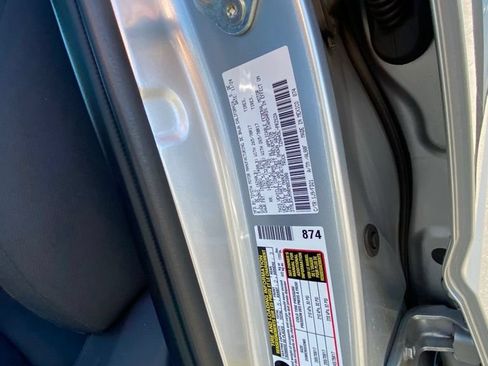 Certified 2024 Toyota Tacoma TRD Off-Road w/ TRD Off Road Upgrade Package AWD/4WD image 33