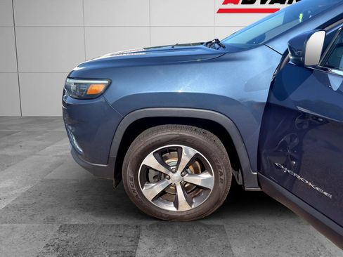 Used 2020 Jeep Cherokee Limited AWD/4WD image 21