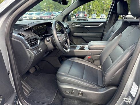 Used 2026 GMC Acadia Elevation w/ Elevation Premium Package FWD image 20