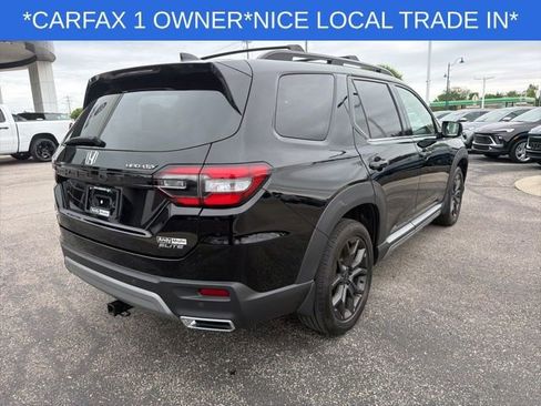 Used 2023 Honda Pilot Elite image 11