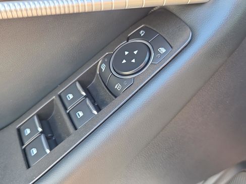 Used 2025 Ford Explorer ST-Line w/ Premium Package RWD image 28
