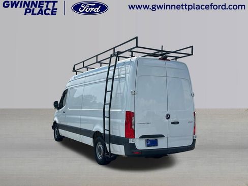 Used 2022 Mercedes-Benz Sprinter 2500 image 7