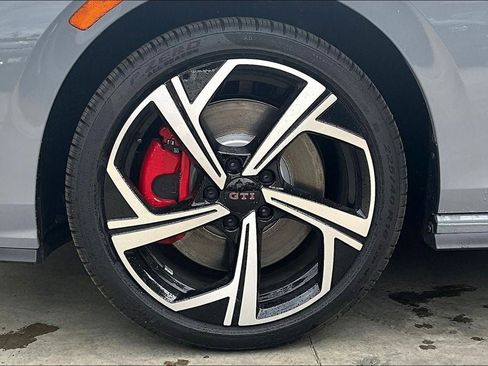 New 2026 Volkswagen GTI SE FWD image 8