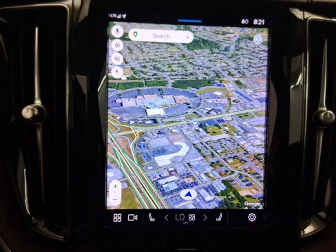 Used 2023 Volvo XC60 B5 Ultimate image 32