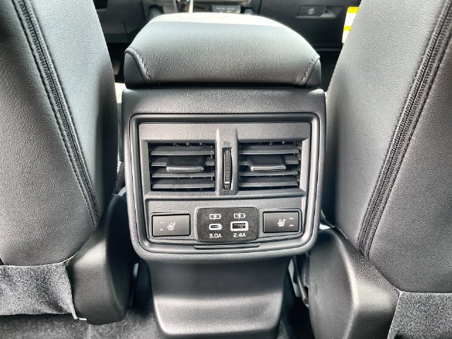 New 2026 Subaru Outback Limited AWD/4WD image 32
