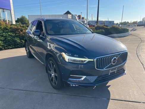 Used 2018 Volvo XC60 T5 Inscription image 2