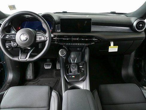 New 2026 Alfa Romeo Tonale w/ Black Premium Package AWD/4WD image 20