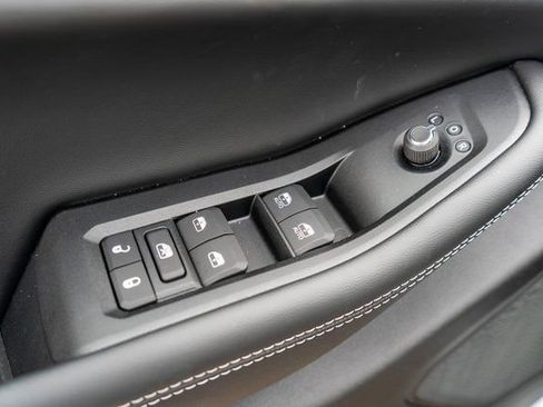 New 2025 Jeep Grand Cherokee Limited image 15