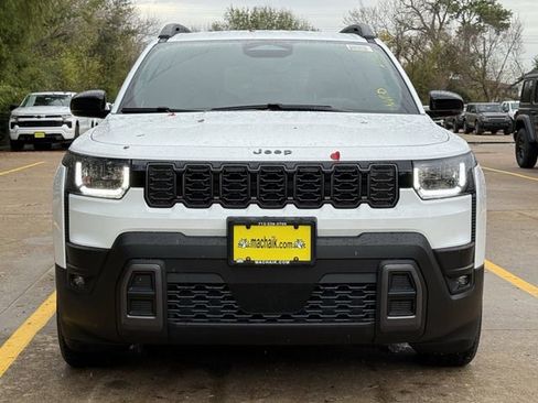 New 2026 Jeep Cherokee Laredo image 3