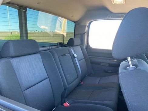 Used 2012 Chevrolet Silverado 2500 LT w/ Interior Plus Package AWD/4WD image 6