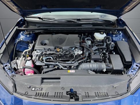Used 2025 Toyota Camry SE w/ Convenience Package FWD image 20