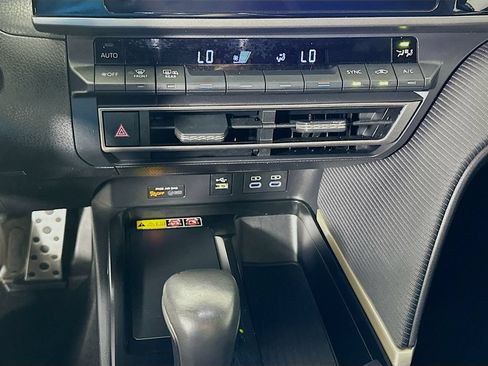 Certified 2025 Toyota Camry SE w/ Convenience Package FWD image 16