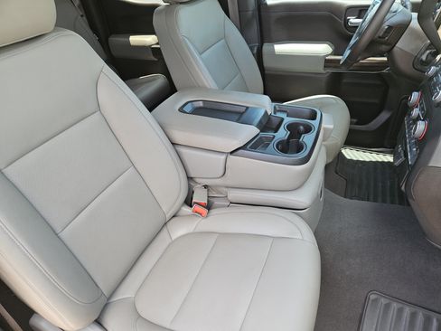 Used 2022 Chevrolet Silverado 1500 LT w/ Safety Package RWD image 15