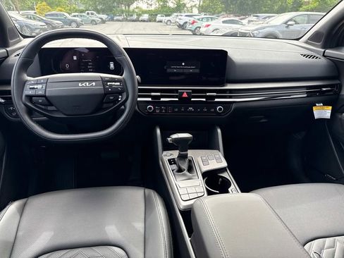 New 2026 Kia Sportage X-Line w/ X-Line Technology Package image 6