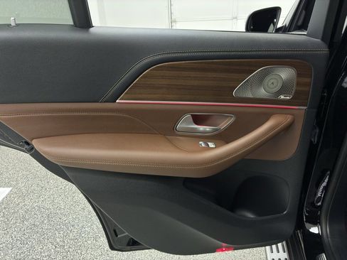 Used 2024 Mercedes-Benz GLE 450 4MATIC image 48