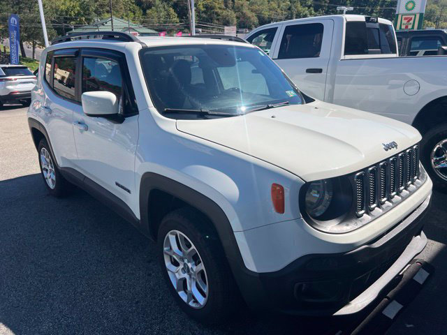 Certified 2018 Jeep Renegade Latitude w/ Cold Weather Group AWD/4WD image 2