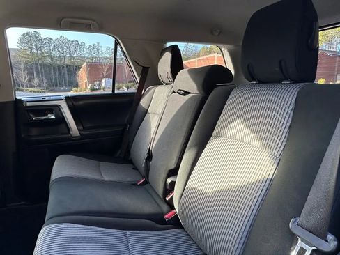 Used 2018 Toyota 4Runner SR5 image 36