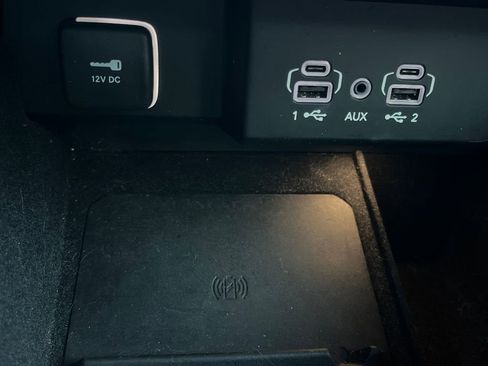 Used 2022 Jeep Wagoneer Series III w/ Flexible Seating Group image 30