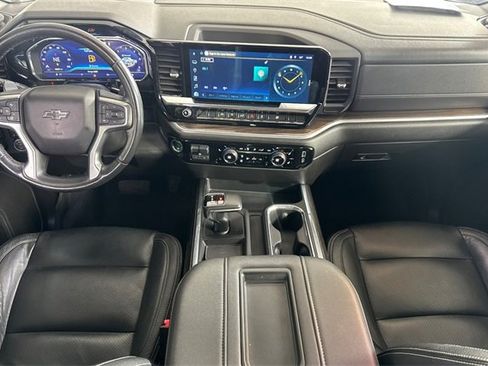 Used 2022 Chevrolet Silverado 1500 RST w/ Convenience Package II image 13