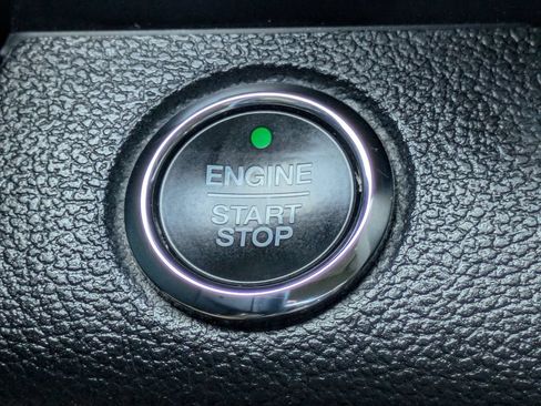 Used 2020 Ford F150 Lariat w/ Equipment Group 502A Luxury AWD/4WD image 29