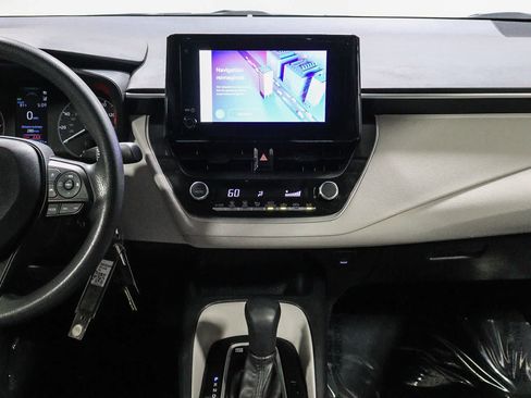 Certified 2025 Toyota Corolla LE FWD image 15