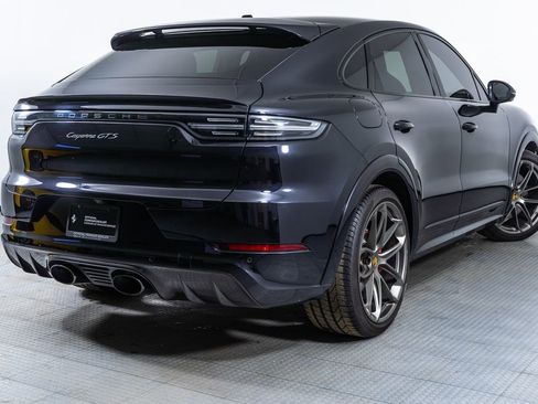 Used 2021 Porsche Cayenne GTS image 7