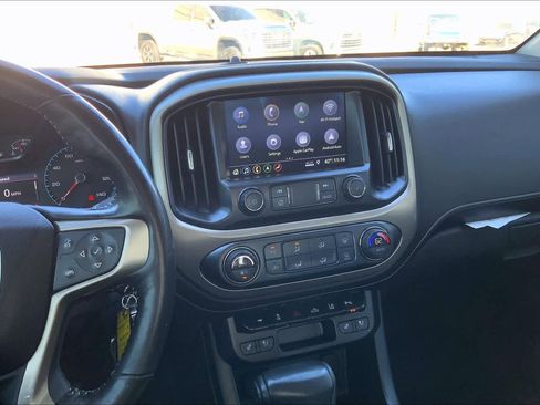 Used 2019 GMC Canyon Denali image 7