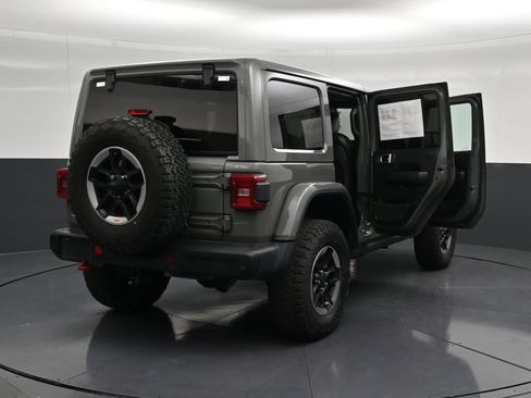 Used 2019 Jeep Wrangler Unlimited Rubicon AWD/4WD image 36