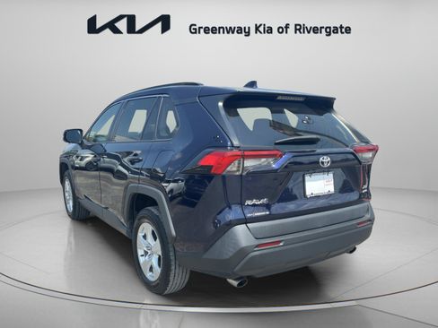 Used 2020 Toyota RAV4 XLE w/ Convenience Package AWD/4WD image 5