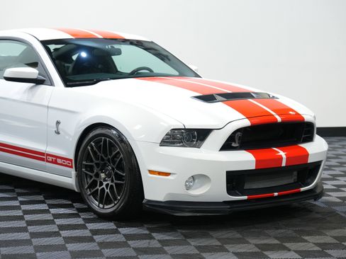 Used 2014 Ford Mustang Shelby GT500 w/ Equipment Group 821A image 9