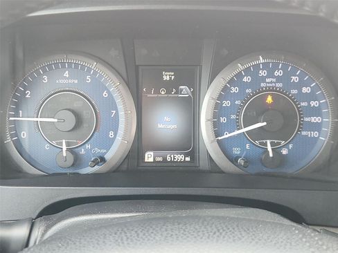 Used 2017 Toyota Sienna XLE Premium FWD image 12