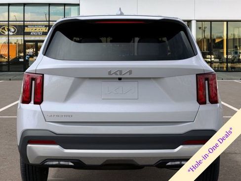 New 2026 Kia Sorento LX image 13
