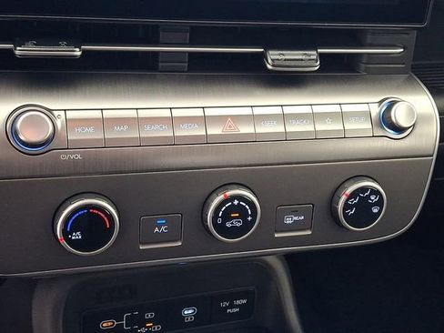 New 2026 Hyundai Kona SE image 16