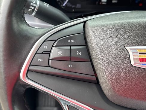 Certified 2018 Cadillac XT5 Premium Luxury image 19