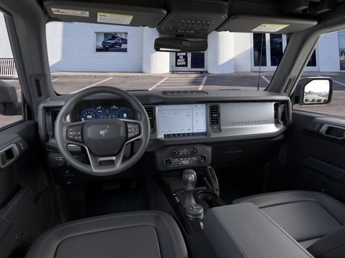 New 2026 Ford Bronco Badlands w/ Sasquatch Package AWD/4WD image 9